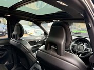 Volvo XC90 2.0 XC90 R-Design D5 PowerPulse AWD Auto 4WD 5dr 17