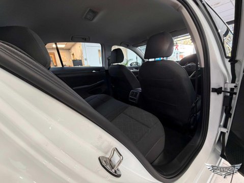 Volkswagen Golf 1.5 TSI Life Euro 6 (s/s) 5dr 58