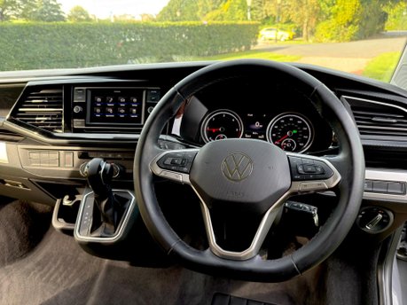 Volkswagen Caravelle SE TDI 25