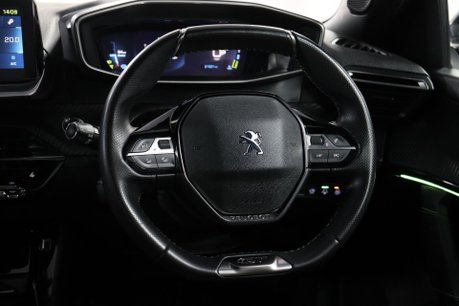 Peugeot 2008 GT PREMIUM 46