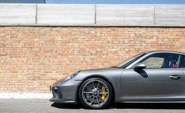 Porsche 911 GT3 (991.2) 23