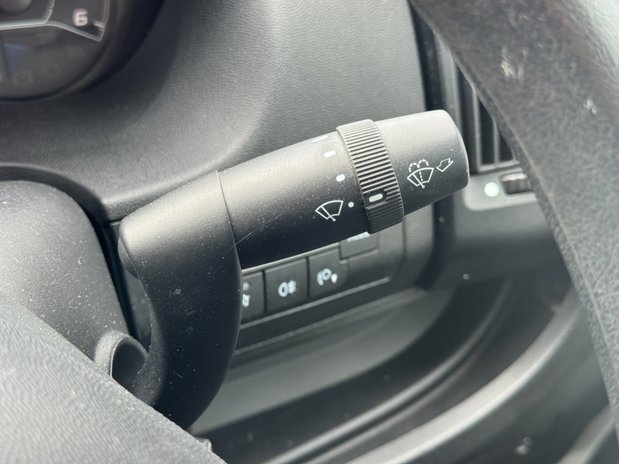 Citroen Relay MWB L2H2 [SOLD CR] Medium Roof Enterprise 35 Air Con Nav Sensors Tow Bar EU 21