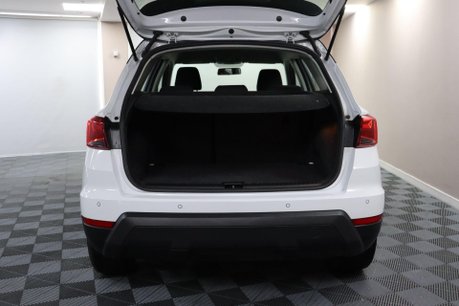 SEAT Arona TSI SE TECHNOLOGY 14