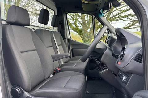 Mercedes-Benz Sprinter 315 Cdi Progressive Dropside with Tail Lift & Safety Rails 4
