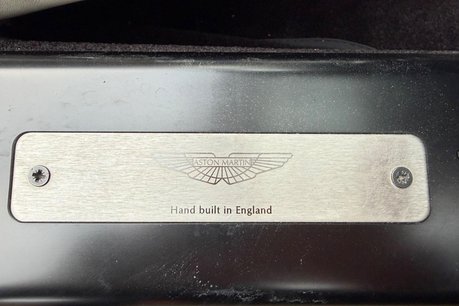 Aston Martin Vantage S V8 ROADSTER 37