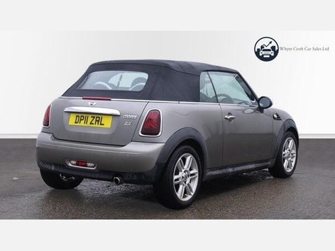Mini Convertible 1.6 Cooper Euro 5 (s/s) 2dr 5