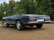 Mercedes-Benz SL Series 230 SL 7