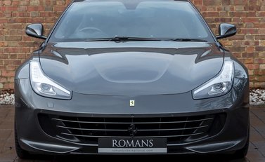 Ferrari GTC4 Lusso 4