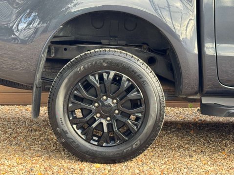 Ford Ranger 2.0 Ranger Thunder EcoBlue 4x4 Auto 4WD 19