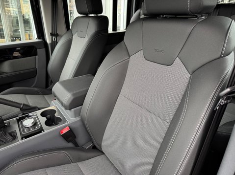 Ineos Grenadier 3.0P Utility Wagon Auto 4WD Euro 6 (s/s) 6dr 39