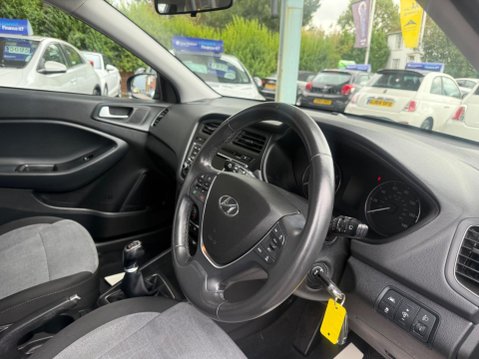 Hyundai i20 1.2 Blue Drive SE Euro 6 (s/s) 5dr 19