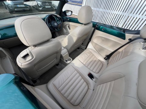 Volkswagen Beetle DESIGN TSI BLUEMOTION TECHNOLOGY DSG 56