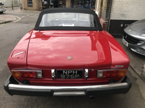 Fiat 124 Spider CS 1800 4