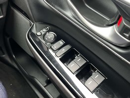 Honda CR-V 2.0 CR-V SR i-MMD CVT 4WD 5dr 64