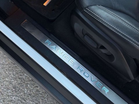 Land Rover Range Rover Evoque 2.2 SD4 Dynamic Auto 4WD Euro 5 (s/s) 3dr 73