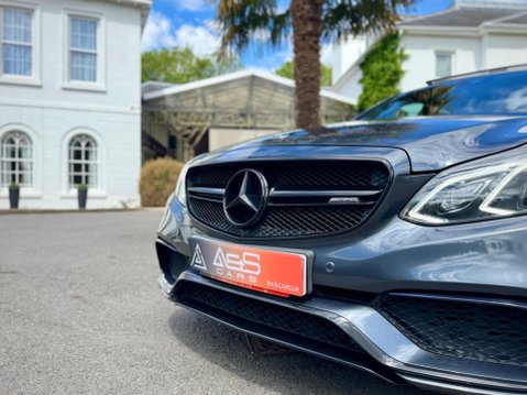Mercedes-Benz E Class 5.5 E63 V8 BiTurbo AMG SpdS MCT Euro 6 (s/s) 4dr 21