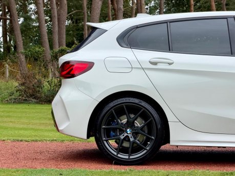 BMW 1 Series 118I M SPORT 23