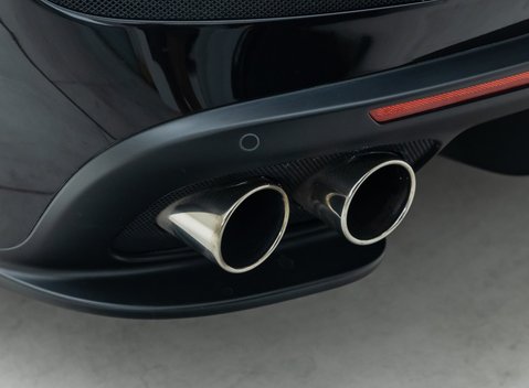 Ferrari GTC4 Lusso V12 31