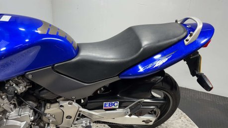 Honda CB 600 1998 27K RUNNING PROJECT A2 SPARES OR REPAIR 600CC 22