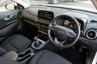 Hyundai KONA T-GDI PREMIUM MHEV 4