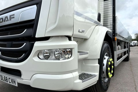 DAF LF 280 18T 22ft Scaffold Lorry - New Body - Air Susp 18