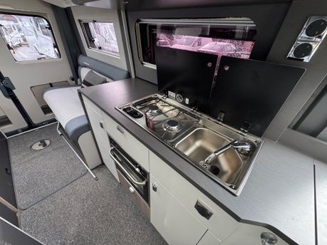 Swift Carrera 184 4 berth Automatic 17