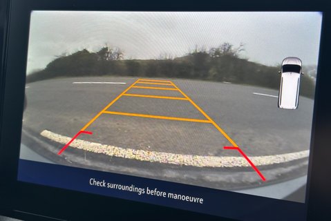 Vauxhall Combo L2H1 2300 100ps Pro Panel Van - Sat Nav / Rear Camera 22