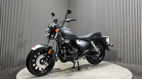 Keeway Superlight 125 2022 ONLY 534 MILES JUST SERVICED NEW MOT CRUISER 125CC 10