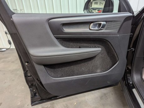 Volvo XC40 1.5 XC40 R-Design T5 Recharge Auto 5dr 59