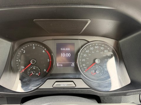 Volkswagen Crafter 2.0 TDI CR35 Trendline FWD MWB Euro 6 (s/s) 5dr 16