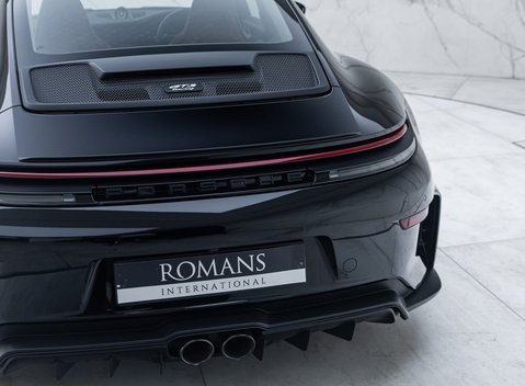 Porsche 911 GT3 TOURING (992.2) 31