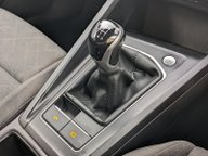 Volkswagen Golf LIFE TSI 21