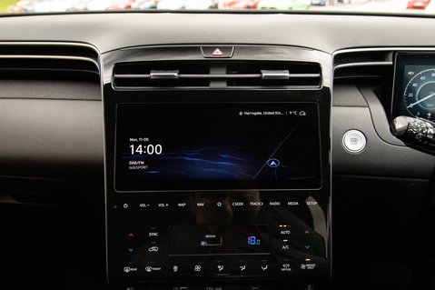 Hyundai TUCSON T-GDI PREMIUM 21
