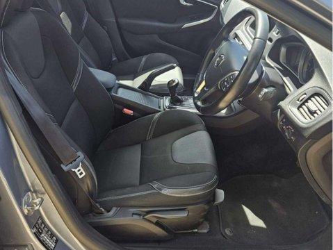 Volvo V40 2.0 V40 Momentum T2 5dr 4