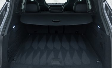 Porsche Cayenne TURBO E-HYBRID 39