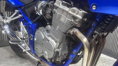 Suzuki Bandit 600 GSF S 2002 32K LONG MOT SERVICED 600CC A2 RESTRICTABLE FAIRED 34