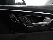 Audi RS Q8 4.0 TFSI V8 Vorsprung SUV 5dr Petrol Tiptronic quattro Euro 6 (s/s) (600 ps 12