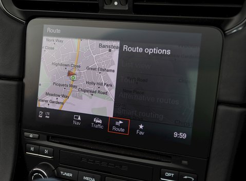 Porsche 911 Targa 4 GTS (991.2) 20