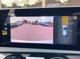 Mercedes-Benz A Class 1.3 A 200 Sport Exeutive Auto 5dr 33