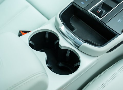 Porsche Macan GTS 28