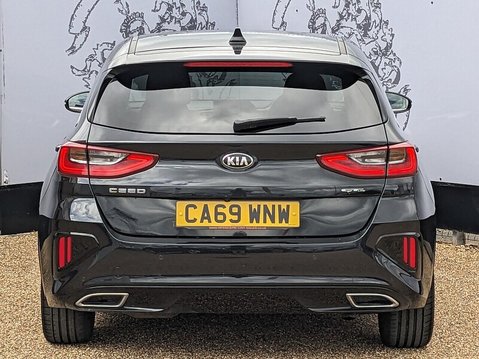Kia Ceed CRDI GT-LINE ISG 8