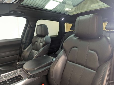 Land Rover Range Rover Sport 3.0 Range Rover Sport HSE SDV6 Auto 4WD 5dr 38
