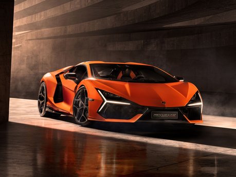 The Lamborghini Revuelto: Everything You Need To Know