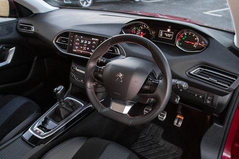 Peugeot 308 PURETECH S/S TECH EDITION 4