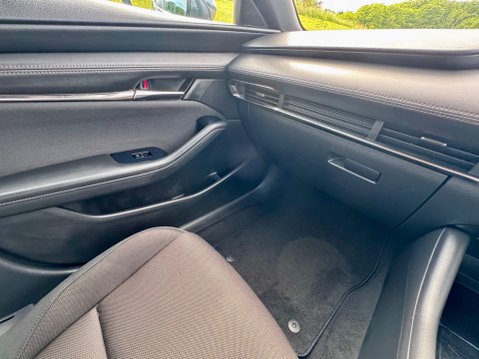 Mazda 3 SE-L LUX MHEV 45