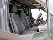 Renault Master DEMO MODEL 3.5 TON ADVANCE 150 AUTO STALLION BUILD SEEKER HORSEBOX REAR BED 24