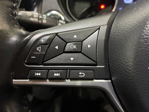 Nissan Qashqai 1.5 dCi N-Connecta Euro 6 (s/s) 5dr 32