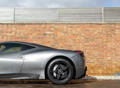 Ferrari 458 Speciale 32