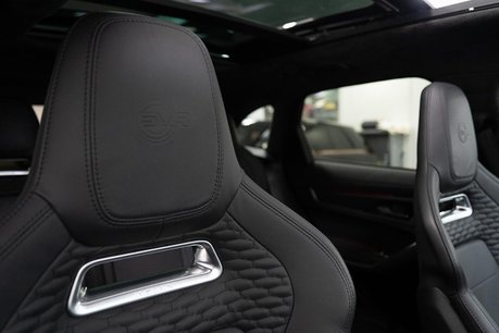Jaguar F-Pace 5.0 P550 V8 SVR SUV 5dr Petrol Quickshift AWD Euro 6 (s/s) (550 ps) 3
