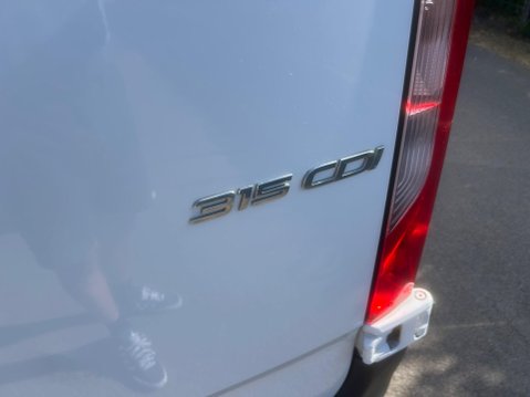 Mercedes-Benz Sprinter 2.0 315 CDI Premium Panel Van 5dr Diesel G-Tronic RWD L2 H2 Euro 6 (s/s) (1 18